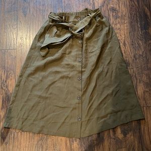 2/$10 3/$15 5/$25 Old Navy Large Tall Olive Green MIDI Skirt